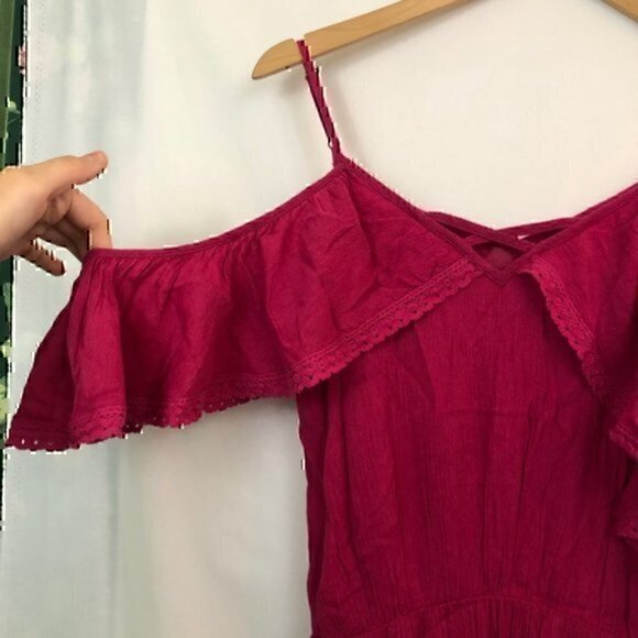 NEW NWT WILD PEARL Ruffle Dress Magenta Pink Cold Shoulder Cutout Mini Shift XS - Picture 5 of 8
